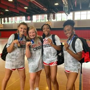 Meet your Posher, Ava